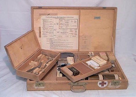 1944 Fire Service Medical Kit