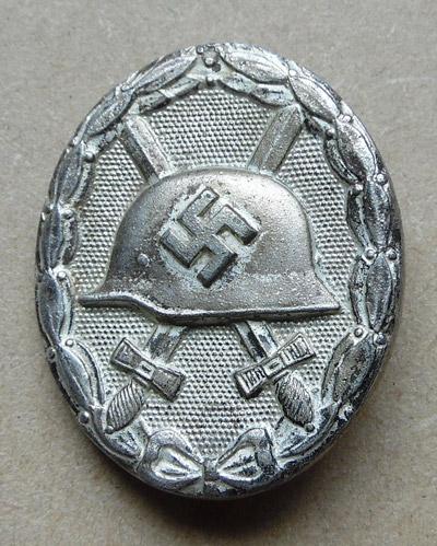 Silver Wound Badge