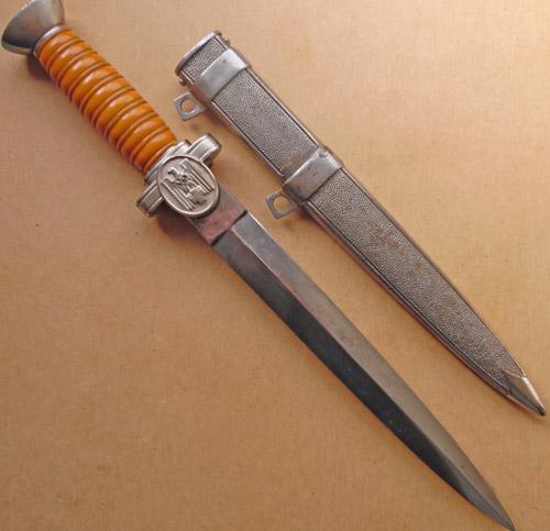 Red Cross Leaders Dagger