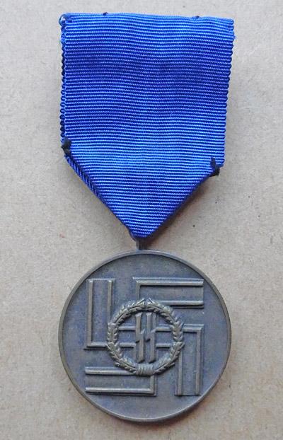 SS 8 Year Medal