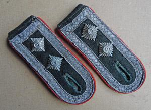 M36 Artillery NCO Shoulder Boards